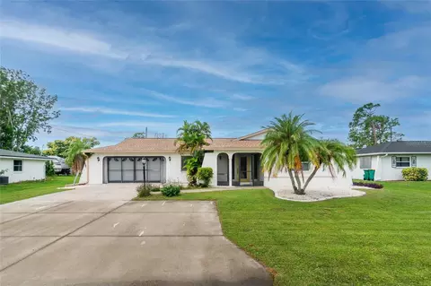 462 Reading St NW, Port Charlotte, FL 33952