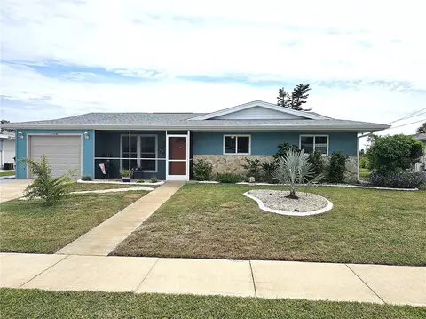 2284 Hayworth Rd, Port Charlotte, FL 33952