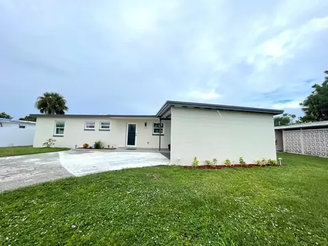 2159 Broom Ct, Port Charlotte, FL 33952