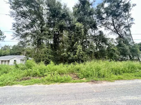 353 W Eridani, Citrus Springs, FL 34434