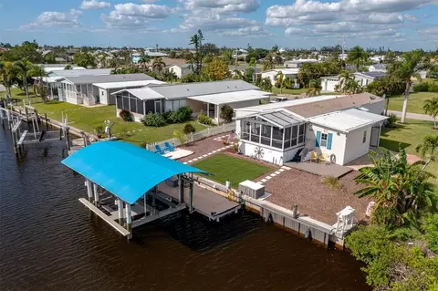 625 Hawaii Ct, Punta Gorda, FL 33950