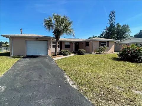 309 Salem Ave NW, Port Charlotte, FL 33952