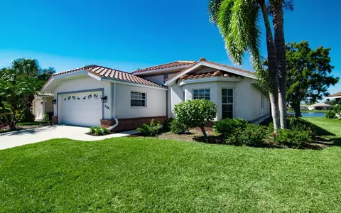 3291 Village Ln, Port Charlotte, FL 33953