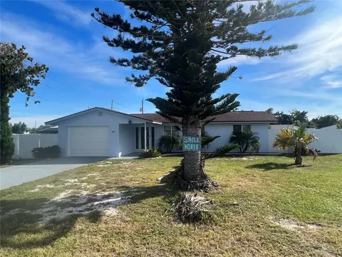 861 E 3rd St, Englewood, FL 34223