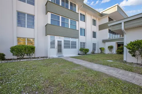 2300 Aaron St #109, Port Charlotte, FL 33952