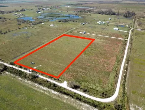 1945 SE Far Pointe Dr, Arcadia, FL 34266