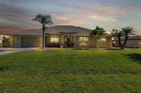 200 Corumba St, Punta Gorda, FL 33983