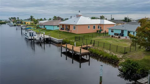 19170 Punta Gorda Ct, Port Charlotte, FL 33948