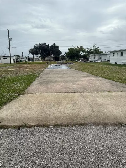 859 Calle Menuda, Englewood, FL 34224