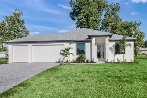 25412 Islas Dr, Punta Gorda, FL 33955
