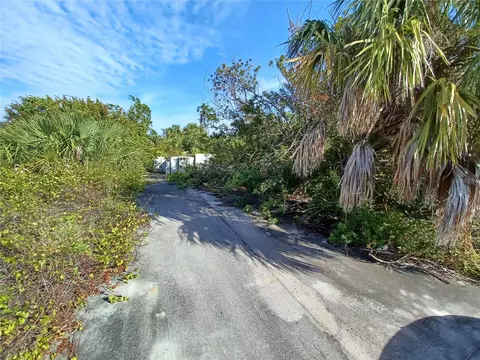 1209 Commerce St, Port Charlotte, FL 33953