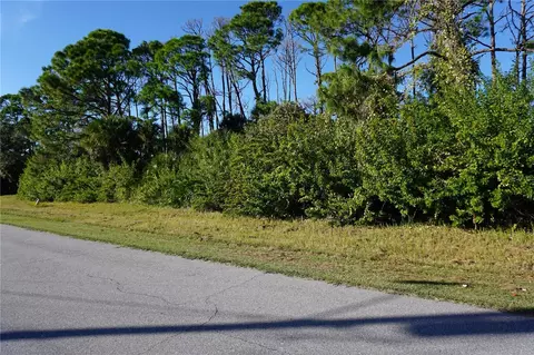 108 Spur Dr, Rotonda West, FL 33947