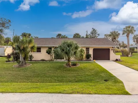 18565 Robinson Ave, Port Charlotte, FL 33948