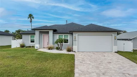 9208 Hillburn Ter, Englewood, FL 34224