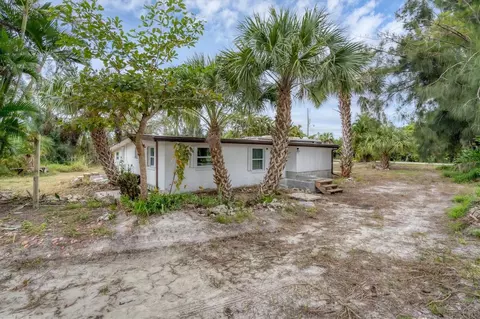 145 Peace Island Dr, Punta Gorda, FL 33950