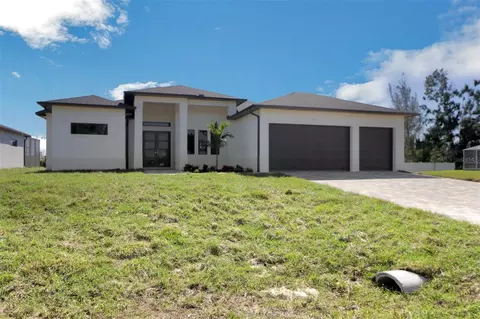 4208 NW 26th St, Cape Coral, FL 33993