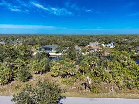 17340 Gulfspray Cir, Port Charlotte, FL 33948