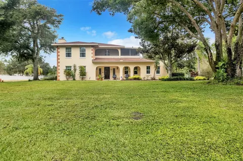 2470 Lake Front Dr, Lake Wales, FL 33898