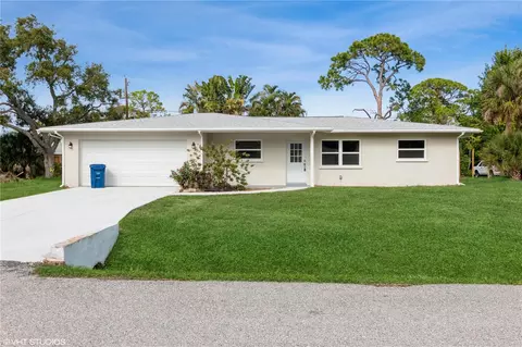 864 Gull Rd, Venice, FL 34293