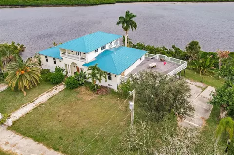9400 Myakka Dr, Venice, FL 34293