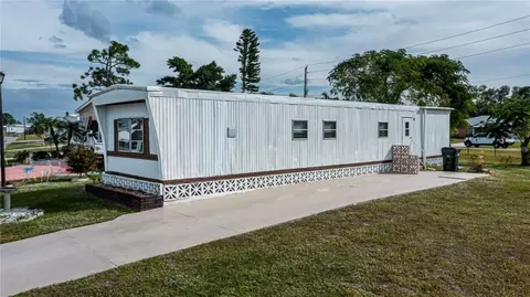 5082 Palena Blvd, North Port, FL 34287