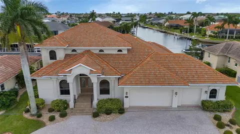 1348 San Mateo Dr, Punta Gorda, FL 33950