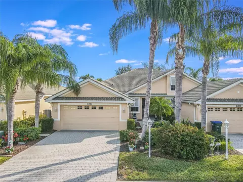 9271 Hawk Nest Ln, North Port, FL 34287