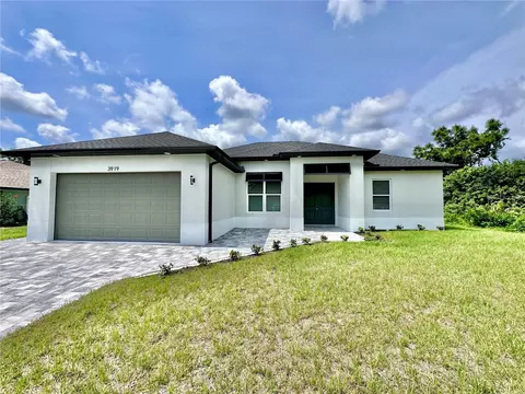 3919 N Biscayne Dr, North Port, FL 34291