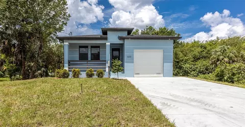 3225 Amanda St, Punta Gorda, FL 33950