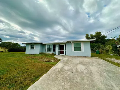 103 Revere St NW, Port Charlotte, FL 33952