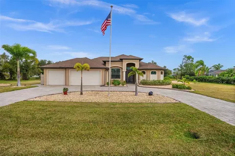 25707 Aysen Dr, Punta Gorda, FL 33983
