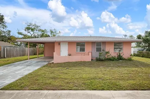 8221 Lombra Ave, North Port, FL 34287