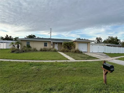 4324 Conway Blvd, Port Charlotte, FL 33952