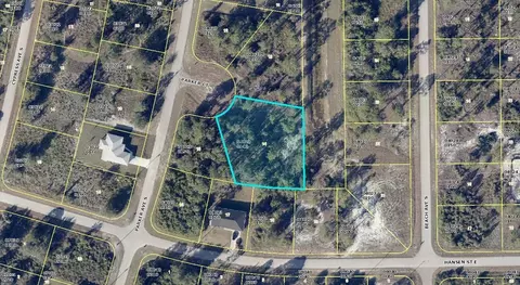 1034 Parker Ct, Lehigh Acres, FL 33974
