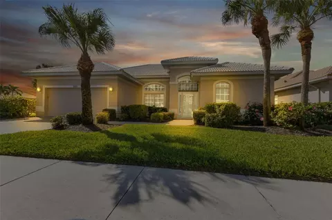 585 Pond Willow Ln, Venice, FL 34292