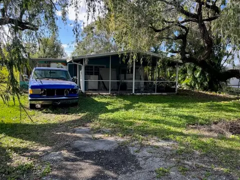 4371 Guard St, Port Charlotte, FL 33980