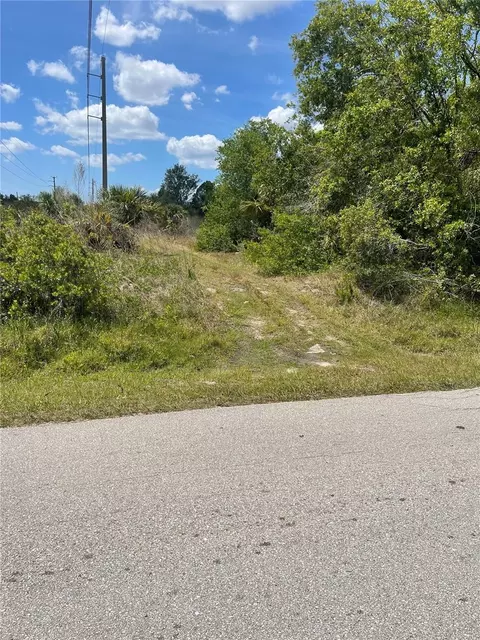 Pimento Circle, North Port, FL 34288