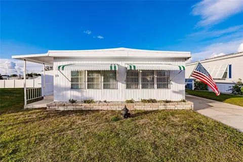 26 N Manatee Loop, Punta Gorda, FL 33950