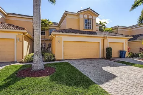 6031 Jonathans Bay Cir #302, Fort Myers, FL 33908