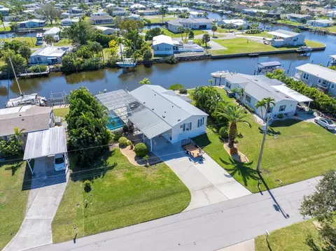 741 Hollyhill Ct, Punta Gorda, FL 33950
