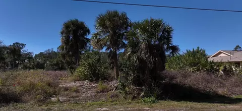3055 Cabaret St, Port Charlotte, FL 33948