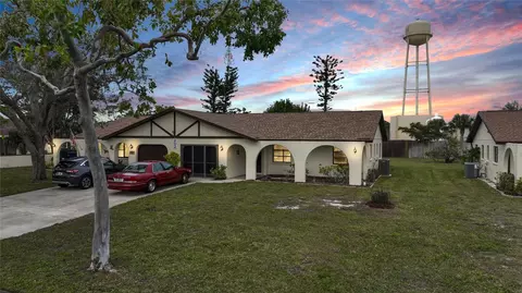 202 High Point Dr #202-B, Englewood, FL 34223