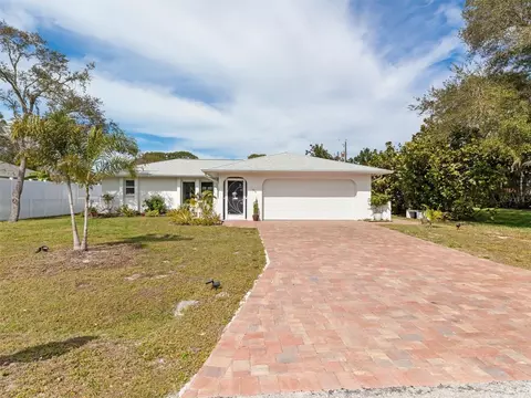 1516 Poinciana Rd, Venice, FL 34293