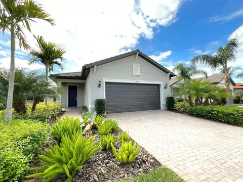 2585 Daisy Dr, North Port, FL 34289