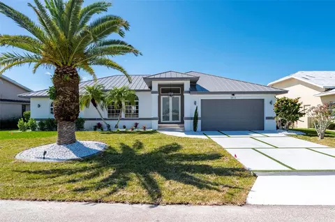 3413 Sandpiper Dr, Punta Gorda, FL 33950