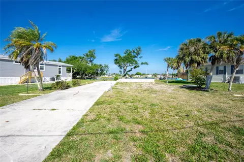 6330 Bob White Dr, Englewood, FL 34224