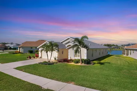 2186 Boxwood St, North Port, FL 34289