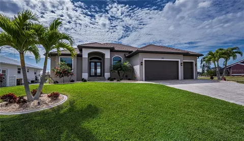 1223 Royal Tern Dr, Punta Gorda, FL 33950