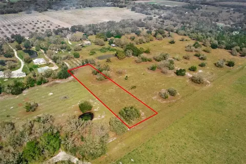 SE Langfang Avenue, Arcadia, FL 34266