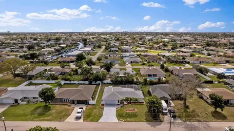 1214 SE 36th Ter, Cape Coral, FL 33904